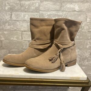 Tommy Hilfiger Suede Boots